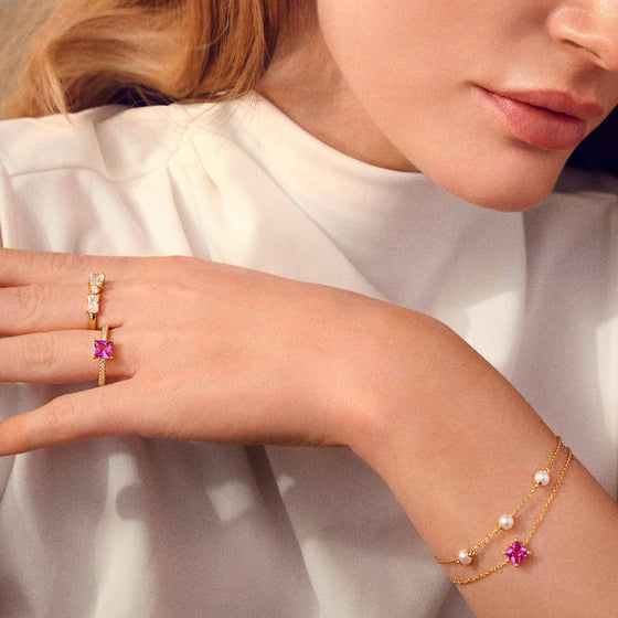 Sif Jakobs Jewellery - Ring Ellera Quadrato vergoldet mit pinken Zirkonia - 50 - 16.00 mm - Beautiful Joy